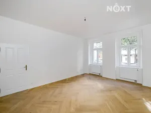 Prodej bytu 2+kk, Praha - Vinohrady, Velehradská, 43 m2