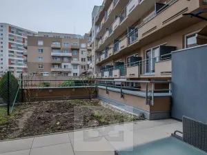 Pronájem bytu 1+kk, Praha - Horní Měcholupy, Mantovská, 31 m2