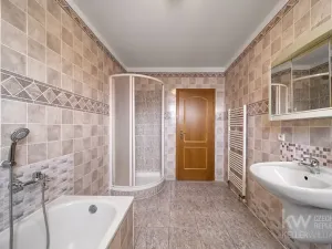 Pronájem rodinného domu, Plzeň, K Řečici, 240 m2