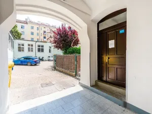 Prodej bytu 4+kk, Praha - Holešovice, Letohradská, 79 m2