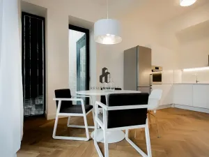 Pronájem bytu 2+kk, Praha - Nové Město, Dlážděná, 67 m2