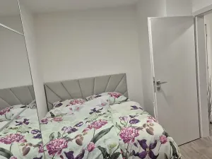 Pronájem bytu 2+kk, Hluboká nad Vltavou, Potoční, 57 m2