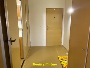 Prodej bytu 3+1, Plzeň, Strážnická, 70 m2