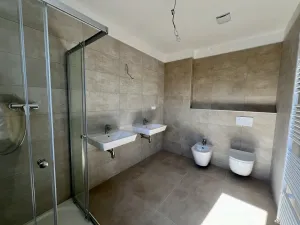 Prodej bytu 4+kk, Vestec, Vrbová, 141 m2