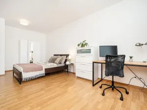 Pronájem bytu 2+kk, Praha - Řeporyje, Wiesenthalova, 59 m2