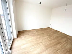 Prodej bytu 2+kk, Praha, Čakovická, 42 m2