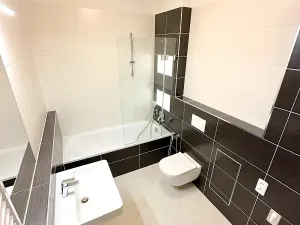 Prodej bytu 2+kk, Praha, Čakovická, 42 m2