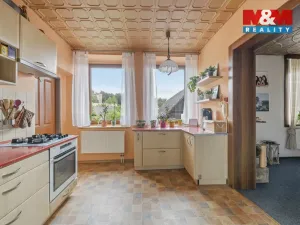 Prodej bytu 3+1, Červený Kostelec, Jiráskova, 93 m2