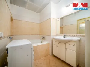 Pronájem bytu 2+kk, Praha - Holešovice, Ortenovo náměstí, 56 m2