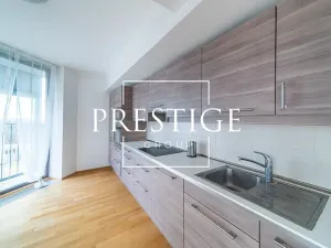 Pronájem bytu 2+kk, Praha - Žižkov, Ke kapslovně, 61 m2