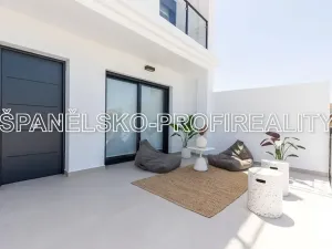 Prodej rodinného domu, Alicante, Španělsko, 207 m2