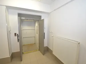 Pronájem - jiné, Liberec, Řeznická, 227 m2