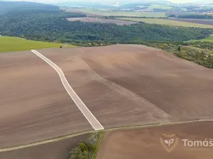 Prodej pole, Brno, 2381 m2