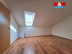Pronájem bytu 2+kk, Rostoklaty - Nová Ves II, 47 m2