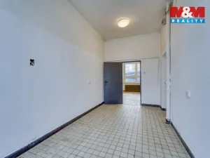 Pronájem obchodního prostoru, Klatovy - Klatovy III, Nádražní, 103 m2
