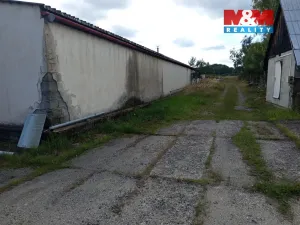 Pronájem skladu, Doksy, Valdštejnská, 1730 m2