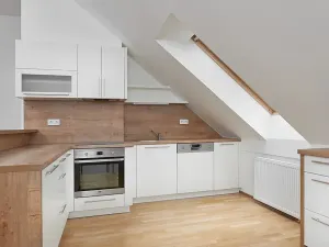 Pronájem bytu 3+kk, Praha - Prosek, U proseckého kostela, 100 m2