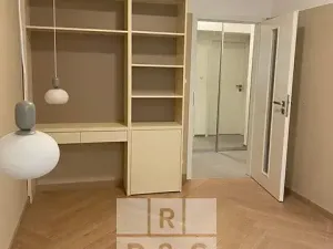 Pronájem bytu 2+kk, Praha - Dejvice, Koulova, 40 m2