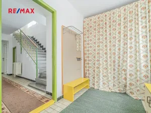 Prodej rodinného domu, Stochov, Dlážděná, 137 m2