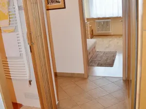 Pronájem bytu 3+kk, Praha - Kobylisy, Šimůnkova, 63 m2