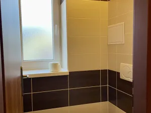 Pronájem bytu 2+1, Praha - Holešovice, Za papírnou, 62 m2