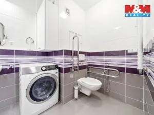 Prodej bytu 2+kk, Pardubice - Polabiny, Bělehradská, 77 m2