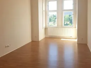 Prodej bytu 3+1, Praha - Holešovice, Bubenská, 84 m2