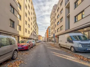 Prodej bytu 2+kk, Plzeň, Poděbradova, 64 m2