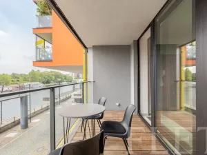 Pronájem bytu 2+kk, Praha - Holešovice, V přístavu, 70 m2