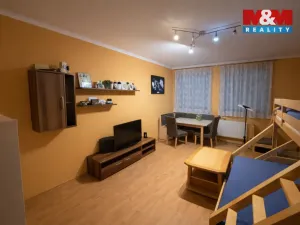 Prodej bytu 3+kk, Pečky, V Kaštánkách, 71 m2