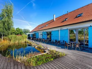 Prodej ubytování, Sedlec - Malé Chrášťany, 1420 m2