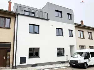 Pronájem bytu 3+kk, Benešov, Ulrichova, 75 m2