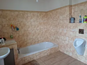 Prodej vily, Vyklantice, 660 m2