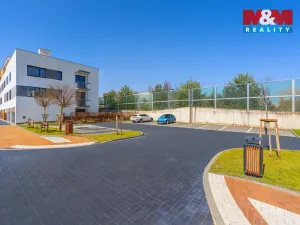 Prodej bytu 1+kk, Hradec Králové - Nový Hradec Králové, Antonína Petrofa, 32 m2