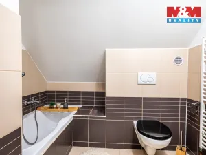 Prodej rodinného domu, Chroboly, 135 m2