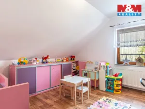 Prodej rodinného domu, Chroboly, 135 m2