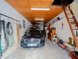 Prodej rodinného domu, Petrovice, 246 m2