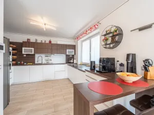 Prodej rodinného domu, Chýně, Ke Skále, 220 m2