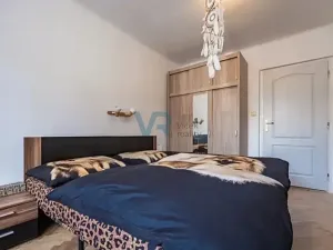 Prodej bytu 3+1, Trhové Sviny, 72 m2