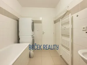 Prodej bytu 3+kk, Žebrák, Sídliště, 62 m2
