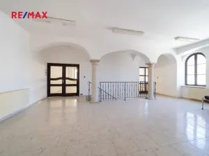 Prodej obchodního prostoru, Králíky, 5. května, 519 m2