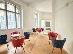 Pronájem obchodního prostoru, Praha - Nové Město, Na Zderaze, 300 m2