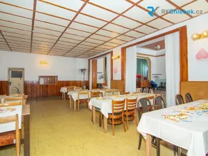 Prodej restaurace, Daskabát, 950 m2