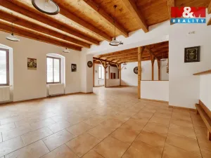 Prodej restaurace, Stráž nad Ohří - Boč, 500 m2