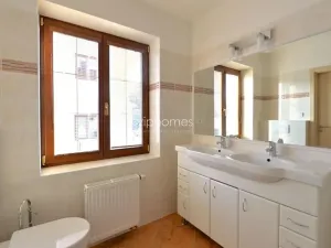 Pronájem vily, Praha - Nebušice, K vinicím, 300 m2