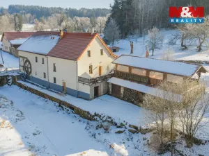 Prodej rodinného domu, Benešov nad Černou - Děkanské Skaliny, 217 m2