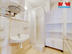 Prodej výrobních prostor, Mariánské Lázně - Úšovice, U Mlékárny, 1870 m2