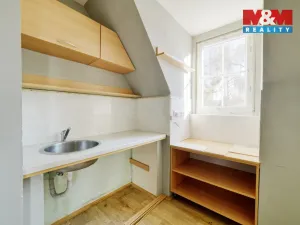 Prodej výrobních prostor, Mariánské Lázně - Úšovice, U Mlékárny, 1870 m2