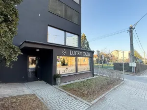 Pronájem obchodního prostoru, Kopřivnice, Sportovní, 10 m2