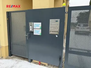 Pronájem bytu 1+kk, Kladno, Čermákova, 32 m2